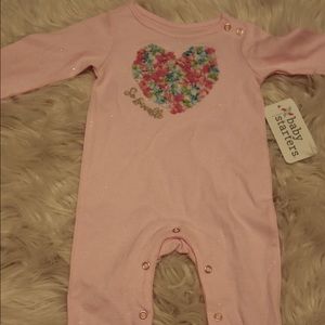Baby starters heart glittery footie NWT